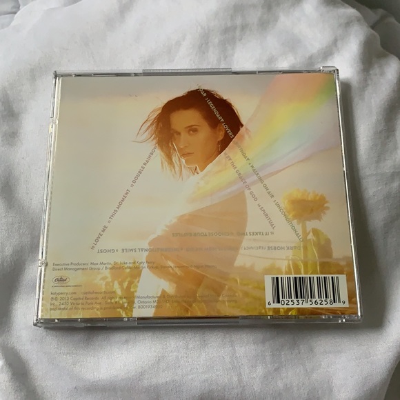 2/$10 Katy Perry Prism Album - Picture 2 of 3